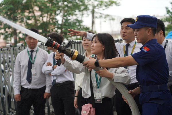 灿星财富 政企落地“社区好邻居”消防行动 构建消防安全服务网络